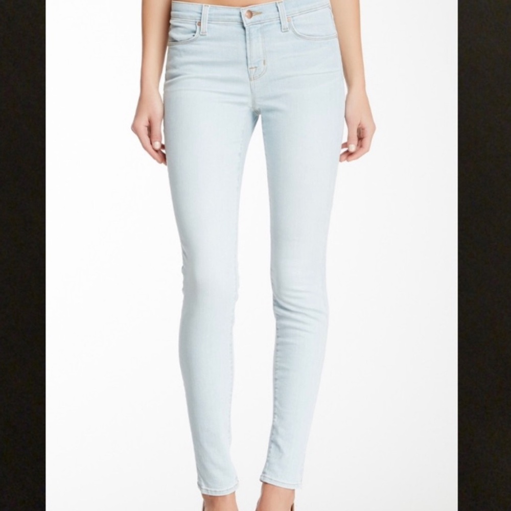 2/$50 J Brand Super Skinny In Low Tide